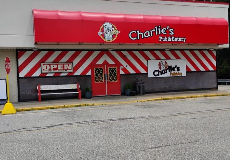 Charlies Pub Eatery exterior view.